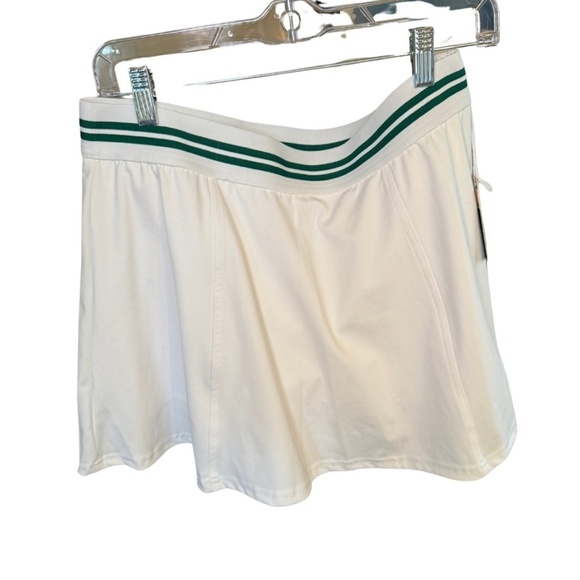 Tommy Bahama White Tennis Skirt with shorts - Picture 1 of 5
